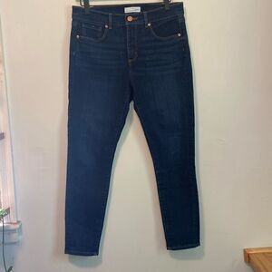 listing-status-banner